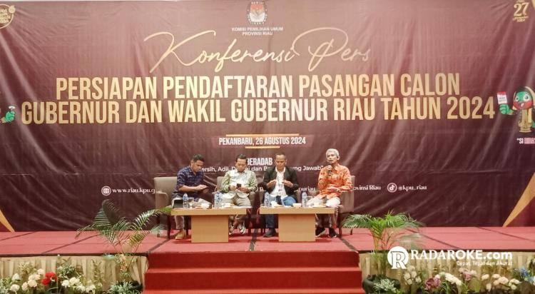 Gelar Konferensi Pers, Ketua KPU Riau: Kami Sudah Siap Menerima Pendaftaran