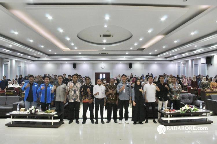 BEM FKIP UIR Gelar Seminar Beasiswa, Hadirkan Ketua KPU, Dosen Hingga Ombudsman 