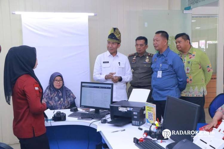 Sekjen Ombudsman RI Apresiasi Standar Pelayanan Publik Kota Pekanbaru