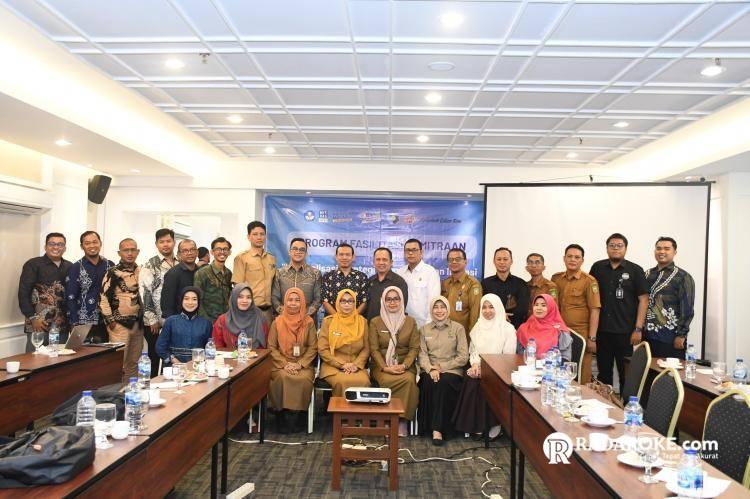 Konsorsium Perguruan Tinggi Vokasi Riau Sukses Taja Kegiatan Internalisasi Strategi Pengembangan Inovasi dan Kemitraan Berbasis Potensi Daerah