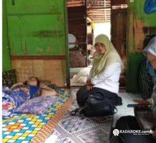 TP-PKK Desa Bantan Tua Berikan Bantuan Sosial kepada Keluarga yang Terkena Musibah