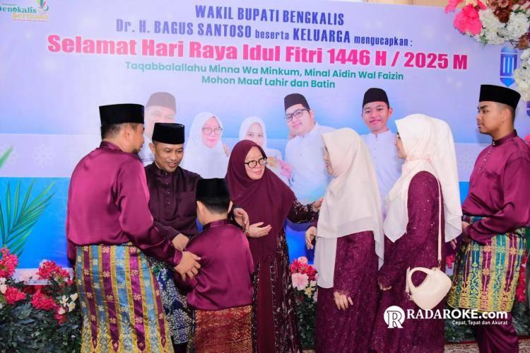 Wabup Bagus Santoso Rayakan Idul Fitri Bersama Pastor Katolik dan Warga Tionghoa 