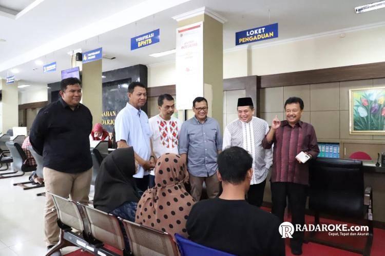 Layanan Pertanahan Tetap Berjalan di Jawa Timur Saat Libur Lebaran, Dirjen PPTR: Sangat Bermanfaat Bagi Masyarakat