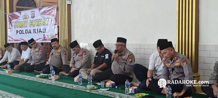 Dirlantas Polda Riau Hadiri Program Jumat Curhat di Bukit Raya