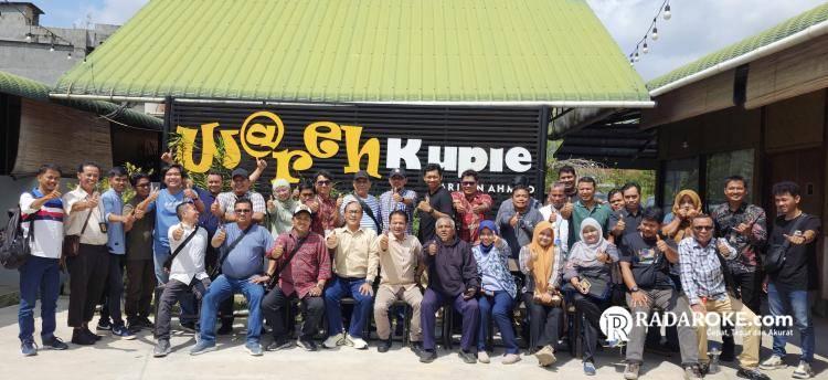 Gelar Halal Bihalal Bersama Rekan-Rekan Media, GM Bandara SSK II Pekanbaru: Terima Kasih Atas Kerjasamanya