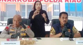 Polda Riau Kembali Amankan 14,96 Kg Narkotika Senilai 15 Miliar