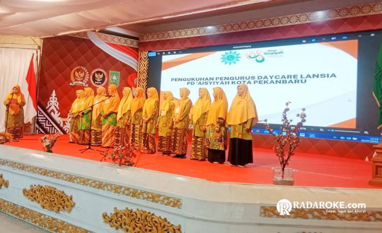 Sempena Milad ke-108, PDA Aisyiyah Pekanbaru Kukuhkan Pengurus Daycare Lansia