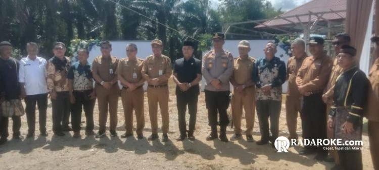 Bupati Kuansing Resmikan Kantor Desa Kebun Lado dan Pasar Desa Kebun Lado