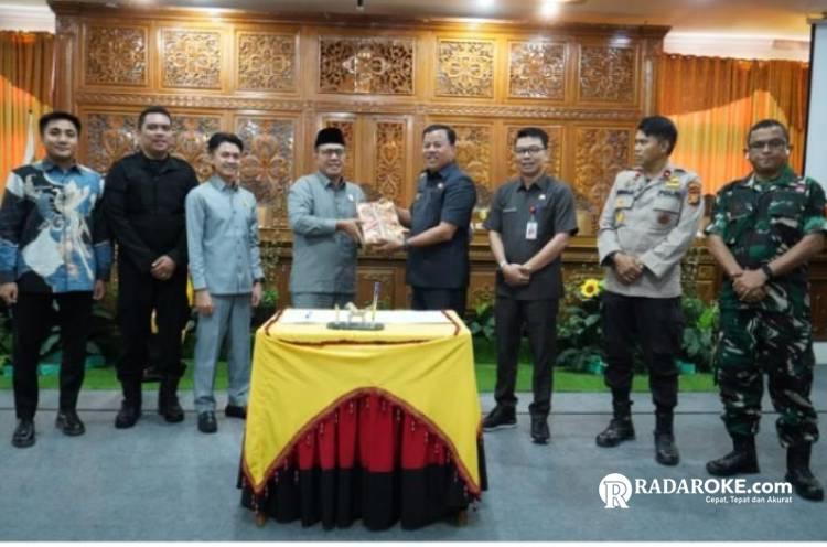 Perda LKPj APBD 2024 Disahkan, Bupati Suhardiman Apresiasi DPRD Kuansing