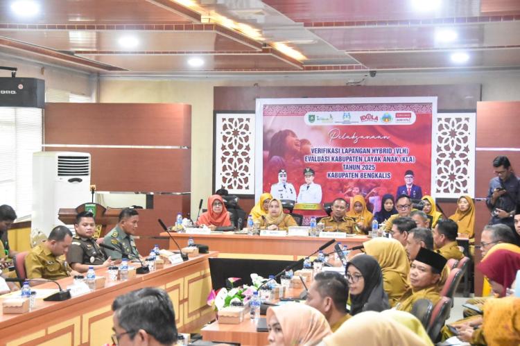 Bupati Kasmarni Komitmen Wujudkan KLA dengan Berbagai Inovasi dan Anggaran Besar