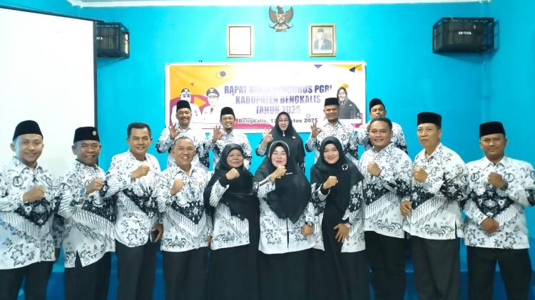 PGRI Kabupaten Bengkalis Periode XXIII Gelar Raker Susun Program