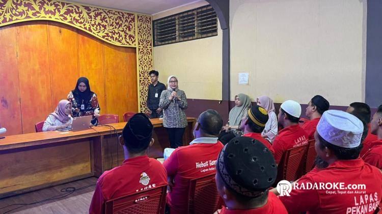 Pastikan WBP Tetap Sehat Dan Terlindungi, dokter Lapas Pekanbaru berikan penyuluhan kesehatan