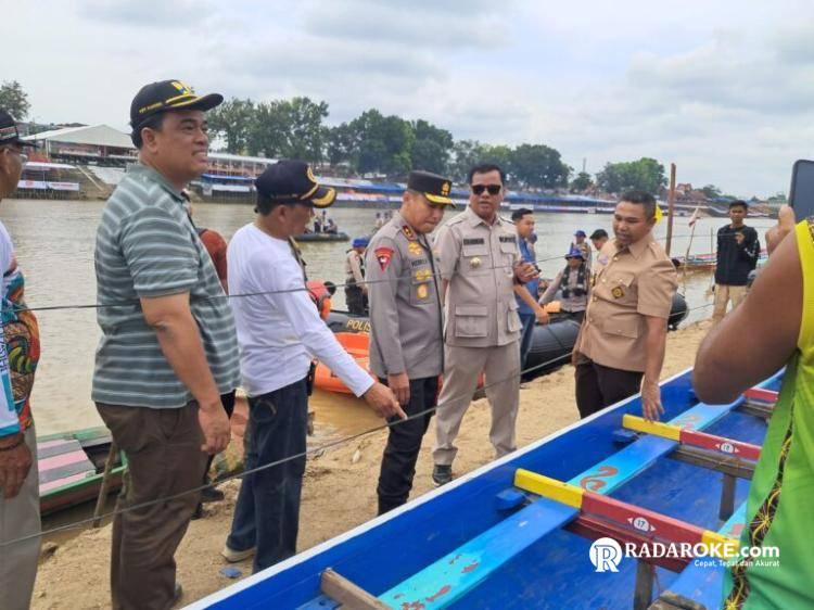Kapolda Riau dan Gubernur Riau Melakukan Peninjauan Persiapan Event Pacu Jalur 2025 di Kuansing