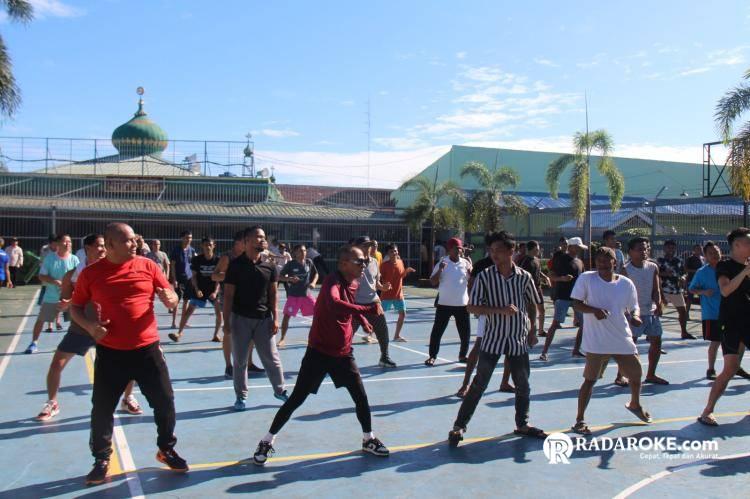 Warga Binaan Antusias Ikuti Senam Bersama di Lapas Kelas IIA Pekanbaru