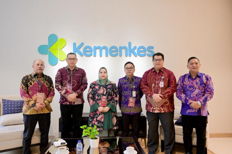 Bupati Bengkalis Kasmarni Hadiri Penandatanganan Keputusan Bersama Perizinan Tenaga Medis dan Kesehatan Melalui MPP Digital Nasional