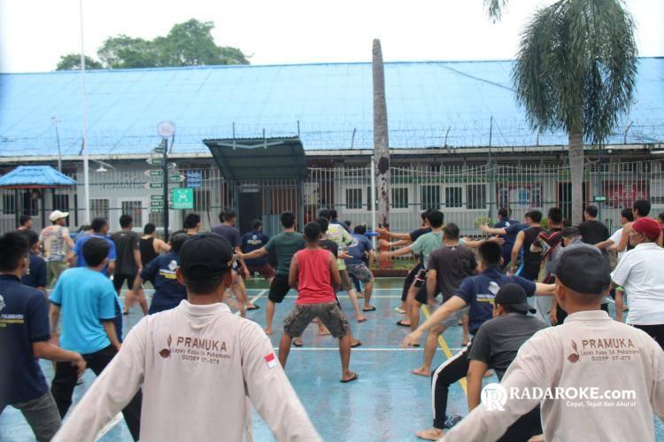 Meski Cuaca Mendung, Warga Binaan Lapas Kelas IIA Pekanbaru Tetap Semangat mengikuti Senam Pagi