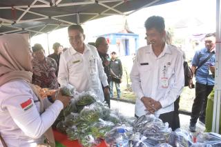 HUT ke-80 RRI, Pemkab Bengkalis Banjiri Warga dengan Pangan Murah, Sinergi Kuat Pemerintah dan Media untuk Rakyat