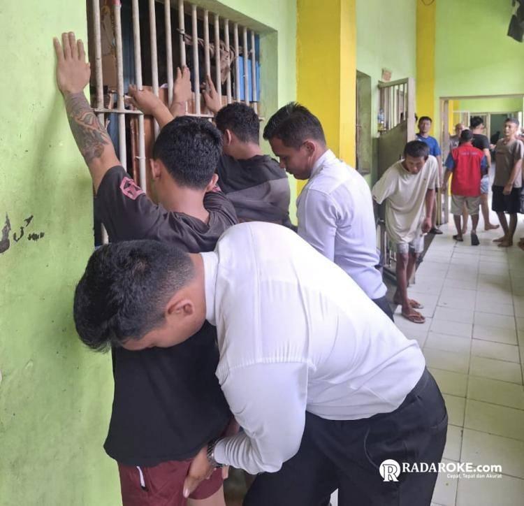 Komitmen Zero Narkoba: Lapas Pekanbaru Gelar Razia dan Tes Urine Serentak