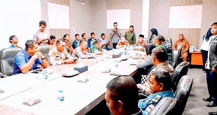 Pemkab Bengkalis bahas Satgas Gabungan Pengawasan Pelayanan Pelabuhan Roro air putih sungai pakning