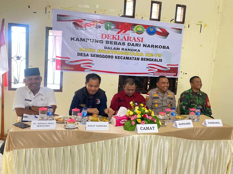 Desa Kelebuk Ikut Deklarasi Kampung Bebas Narkoba dalam Peringatan Hari Bhayangkara ke-79