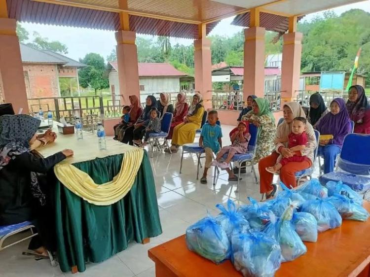 Pemdes Senderak Gelar Program PMT, Perkuat Upaya Penurunan Stunting di Tingkat Desa