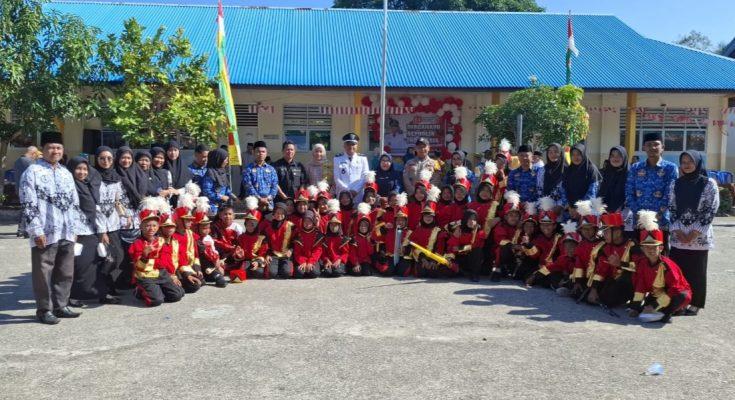 Pemdes  Desa Sungai Alam Gelar Upacara HUT ke-80 RI di Lapangan SDN 38