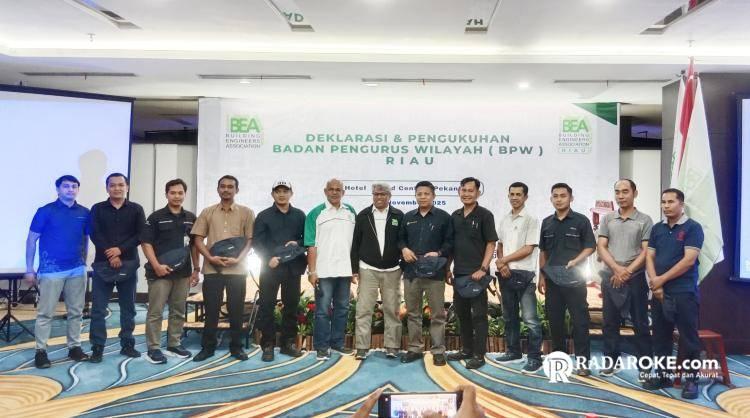 Resmi Dikukuhkan, Ketum: Saya Optimis Syafrizal Mampu Majukan BEA Provinsi Riau