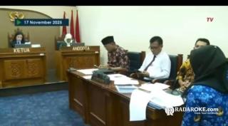 KIP: Kontrol Transparansi atau Teater Panggung Retorika Publik?