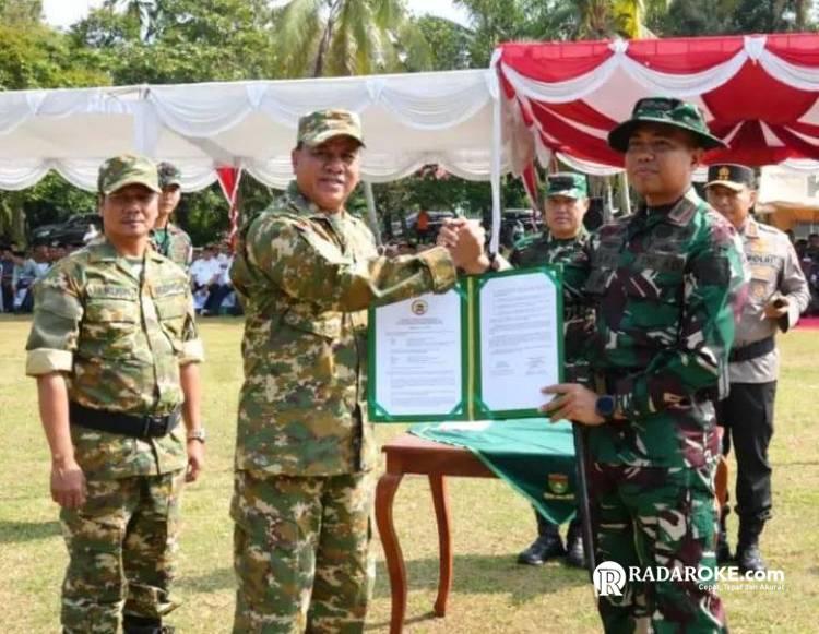 Hadiri Upacara Penutupan TNI Manunggal Membangun Desa, Bupati Suhardiman: Ini Sangat Dirasakan Manfaatnya Oleh Masyarakat!
