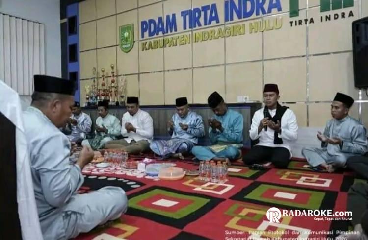 Bupati Inhu Gelar Buka Puasa Bersama Pegawai BUMD Perumda Air Minum Tirta Indra