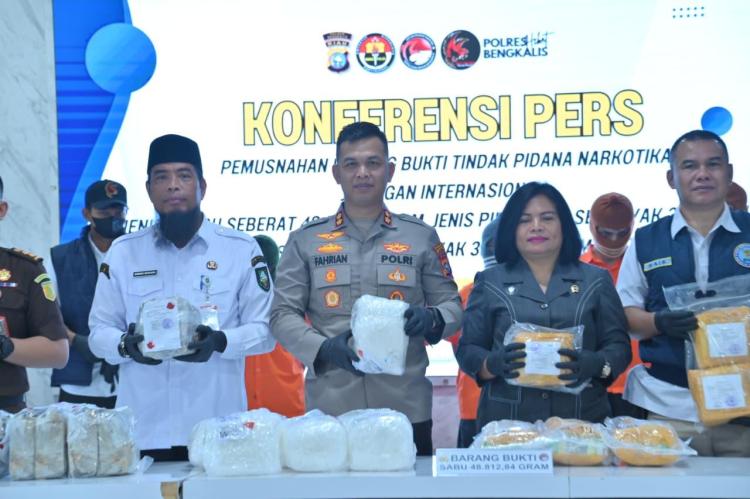 Polres Bengkalis Musnahkan Narkoba Jaringan Internasional
