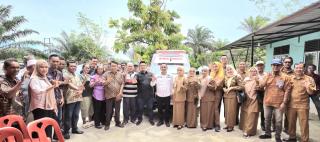 Pemkab Bengkalis Serahkan Ambulans untuk Pustu Tegar Tingkatkan Layanan Kesehatan