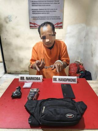 Satresnarkoba Polres Kampar Tangkap Pelaku Narkoba di Desa Pantai Cermin
