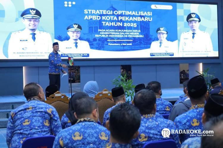 Dihadapan Dirjen BKD Kemendagri, Pemko Pekanbaru Paparkan Strategi Optimalisasi APBD