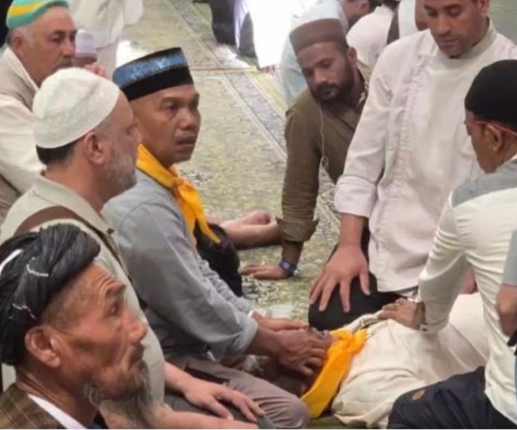 Jamaah Haji Asal Riau Ini Meninggal Dunia Saat Tengah Sujud di Masjid Nabawi