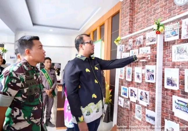 Ratusan Pelajar Padati Pameran Foto “Merangkai Asa, Meraih Cita”, Ini Pesan Bupati Inhu