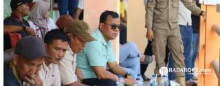 Bupati Suhardiman Apresiasi Komentator Fenomenal Pacu Jalur Rayon I Inuman