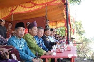 Plt Bupati Kuansing Lepas Hilir Perdana Pacu Jalur Mini di Pulau Aro